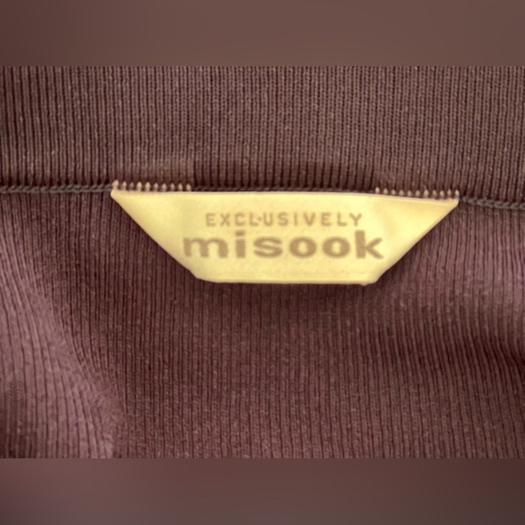 Misook Pleated Skirt and Sweater Navy Blue (L) - Picture 6 of 6